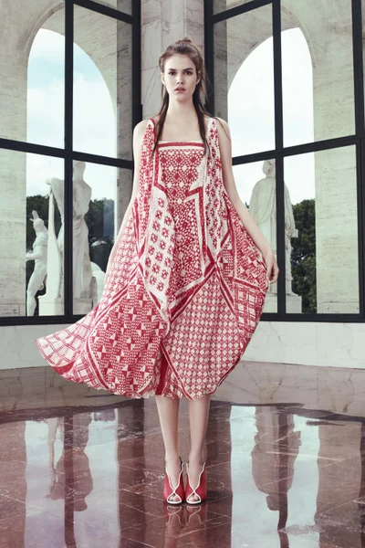 Look 3
